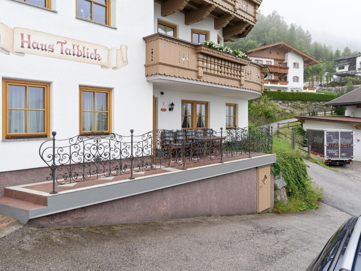 Quaint Apartment In Hainzenberg Near Horbergbahn Esterno foto